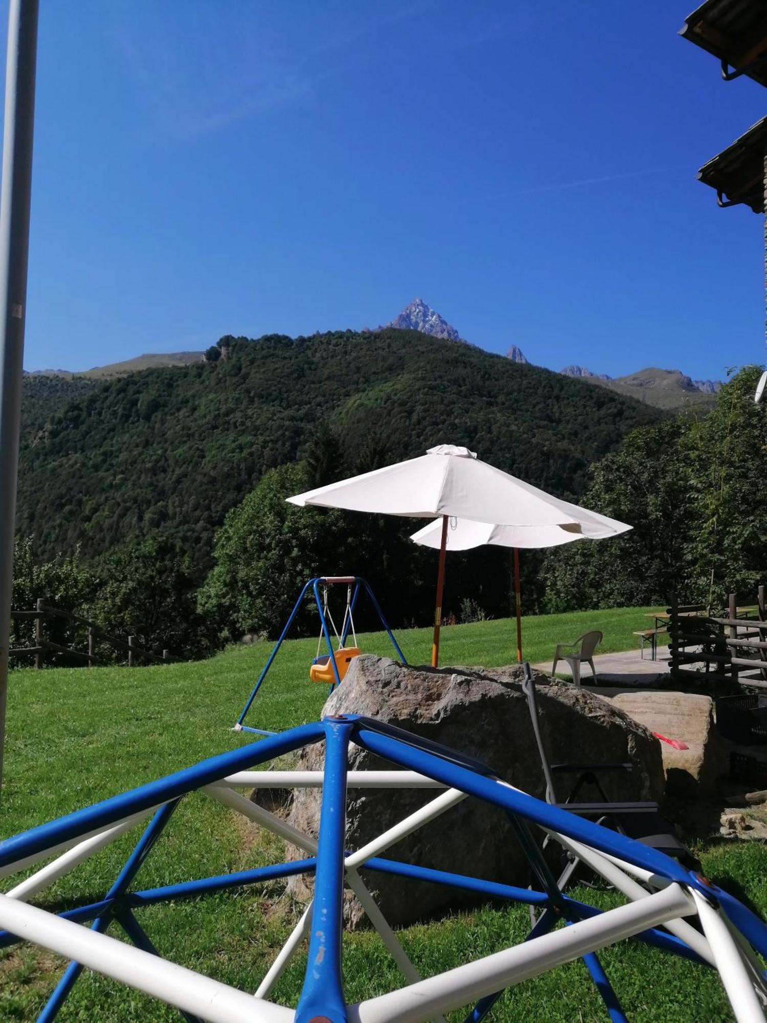 Hotel Rifugio Galaberna Ostana Exterior foto